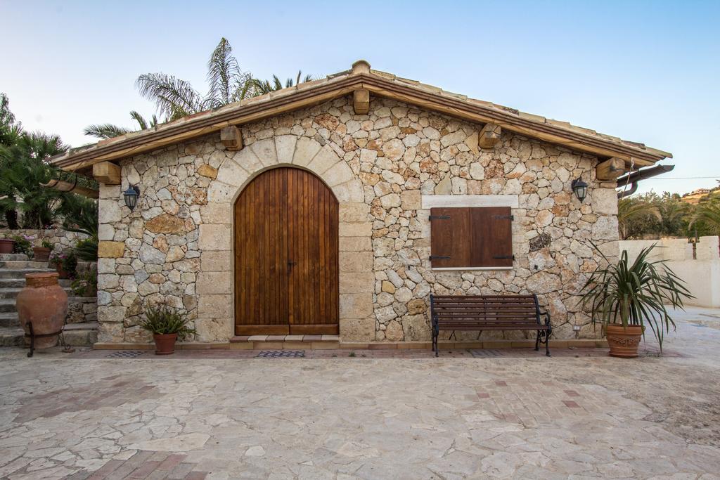 Casale Rocca Russa B&B Villaggio Mosè Exteriör bild